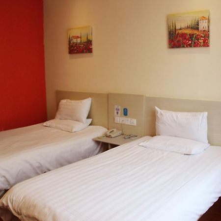 Hanting Express Kunming Yieryi Street Yunnan Normal University Branch Εξωτερικό φωτογραφία
