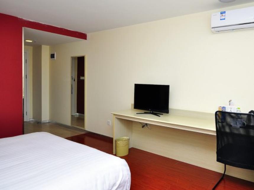 Hanting Express Kunming Yieryi Street Yunnan Normal University Branch Εξωτερικό φωτογραφία