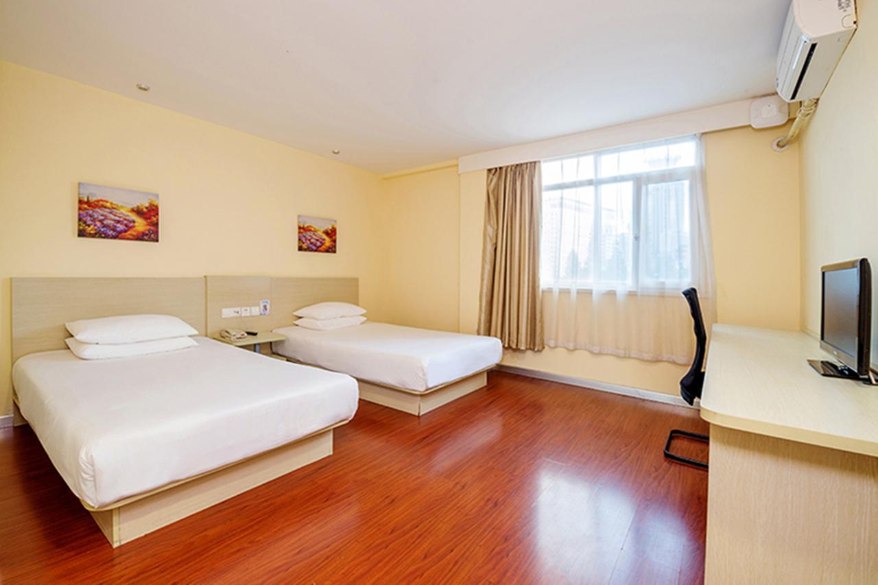Hanting Express Kunming Yieryi Street Yunnan Normal University Branch Εξωτερικό φωτογραφία